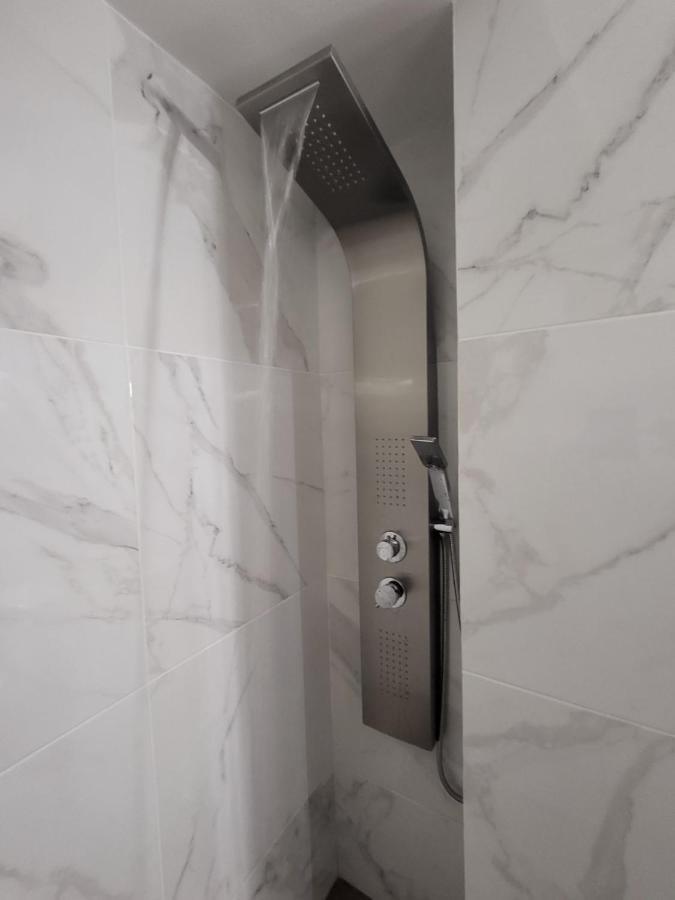 J&N Home Monastiraki أثينا المظهر الخارجي الصورة